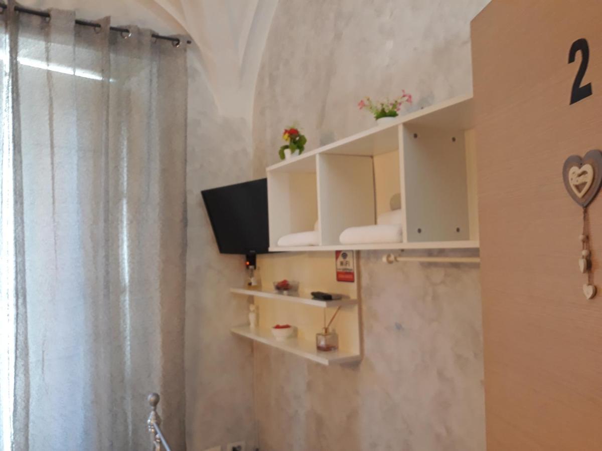 B&B Sotto Gli Archi Катания Экстерьер фото