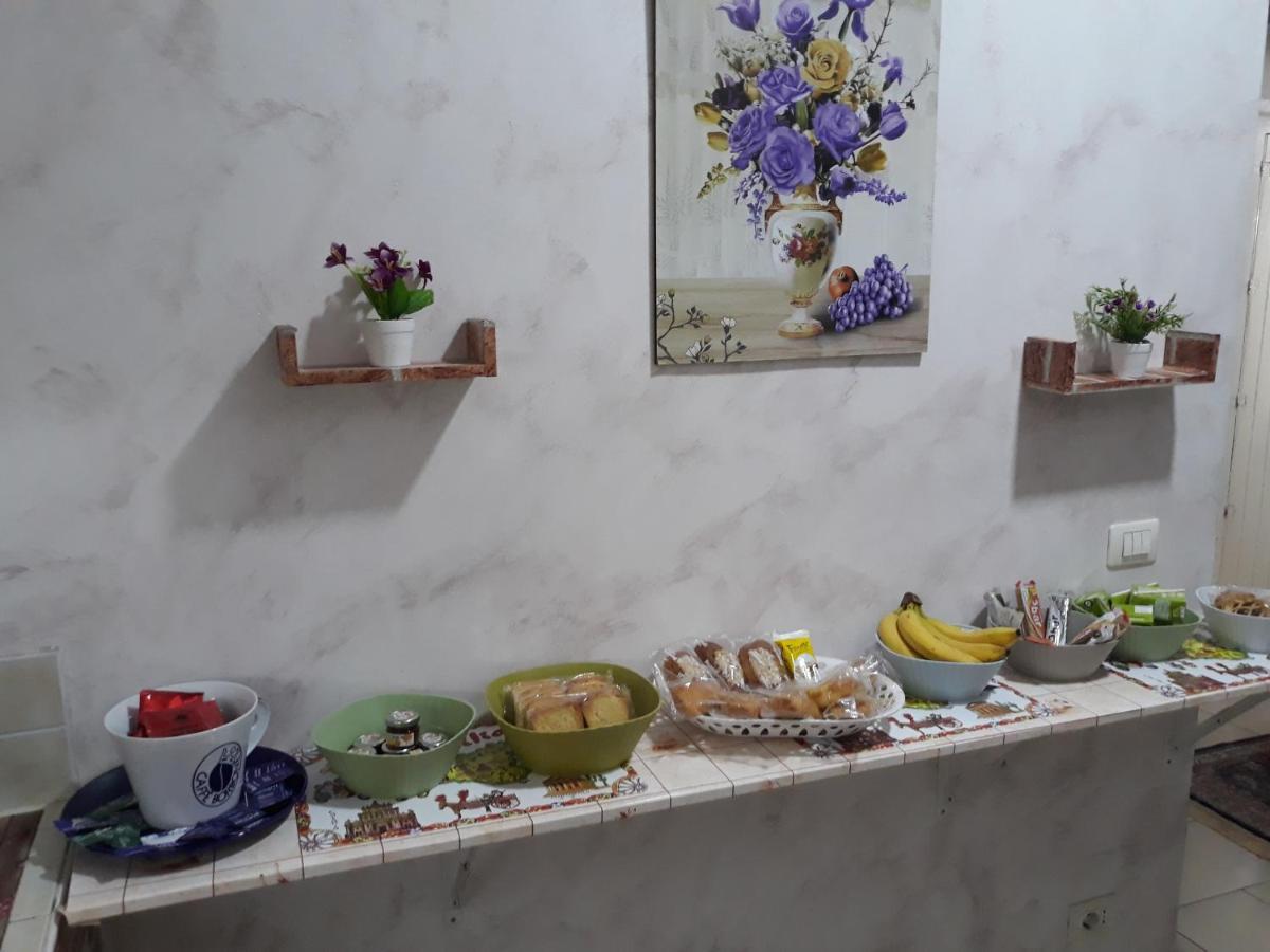 B&B Sotto Gli Archi Катания Экстерьер фото